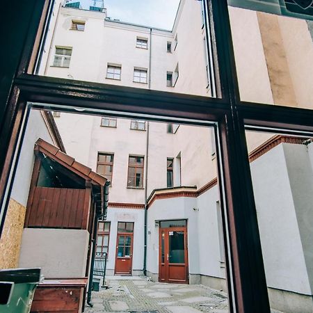 Klimatyczny Apartament Przy Rynku Wroclaw Bagian luar foto