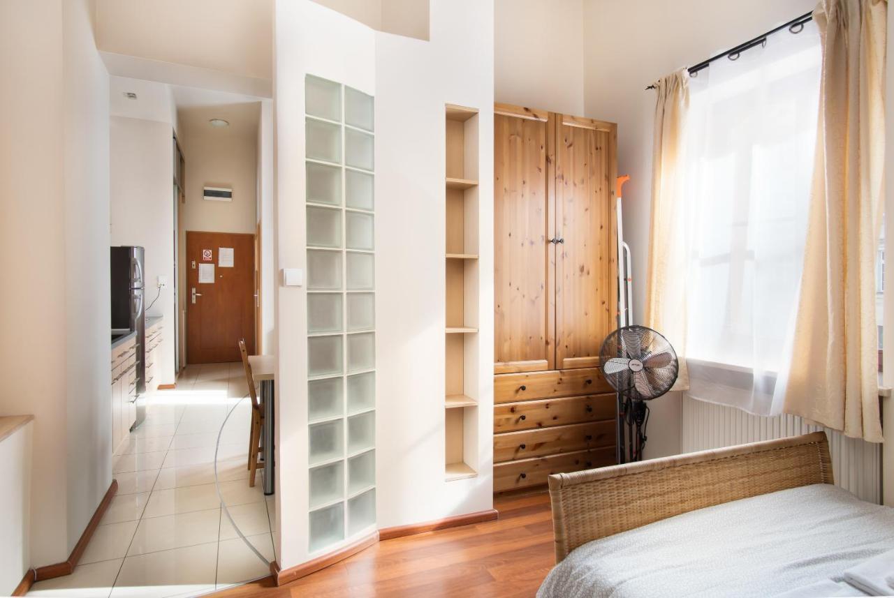 Klimatyczny Apartament Przy Rynku Wroclaw Bagian luar foto