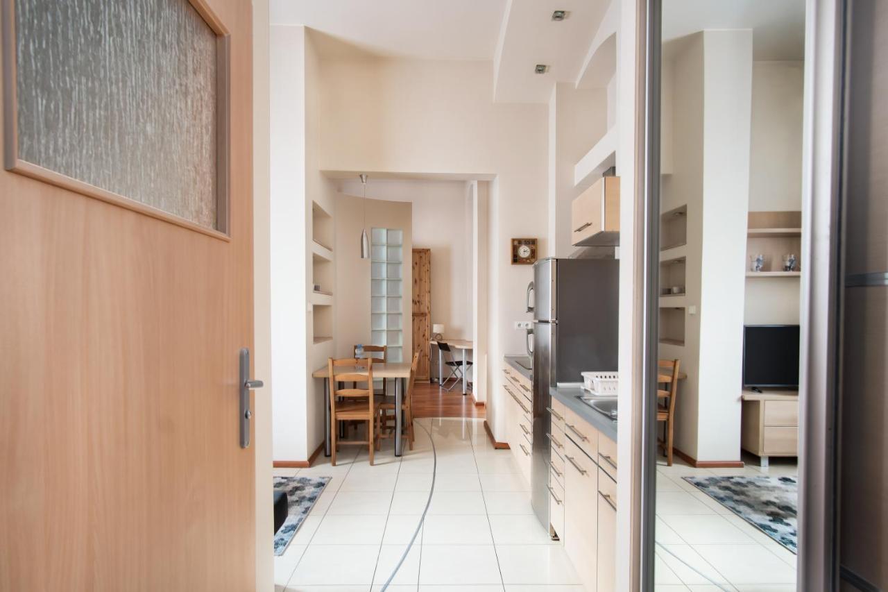 Klimatyczny Apartament Przy Rynku Wroclaw Bagian luar foto